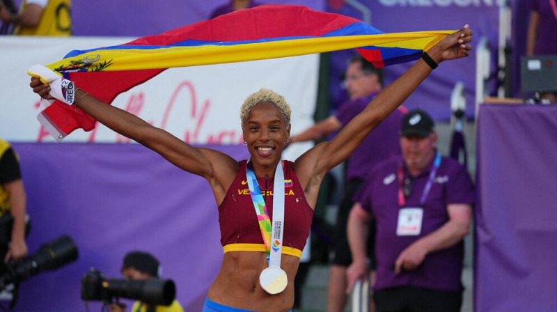 Pasaules čempione trīssoļlēkšanā Julimara Rohasa. Foto: Reuters/Scanpix