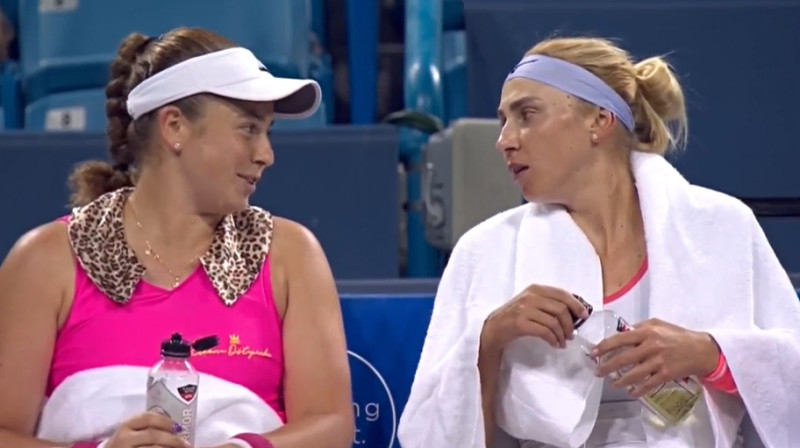Aļona Ostapenko un Ludmila Kičenoka. Foto: WTA