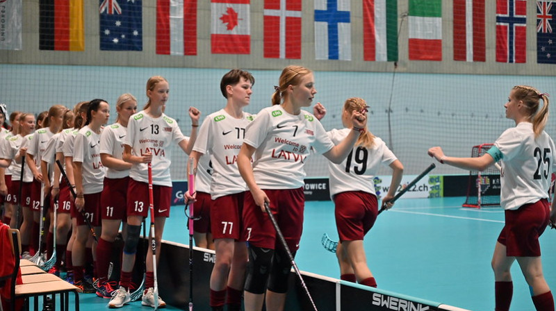 Latvijas U-19 izlase. Foto: IFF Floorball