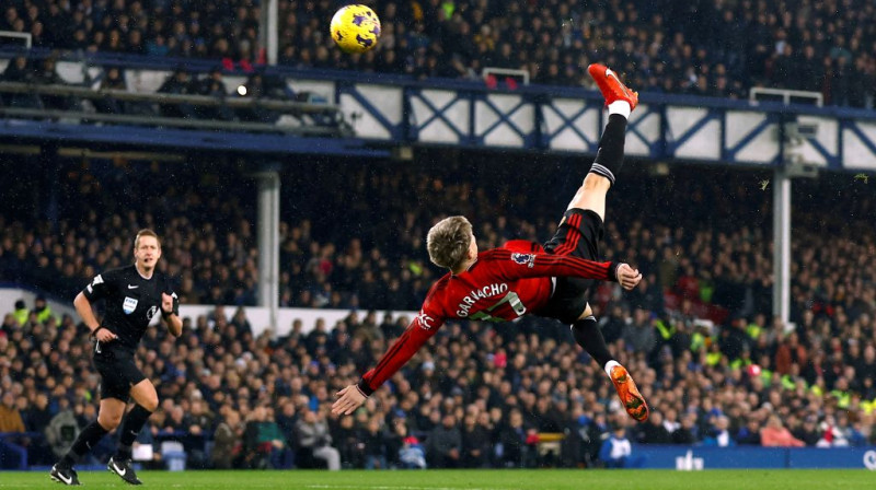 Garnačo gūst supervārtus pret "Everton". Foto: Reuters/Scanpix