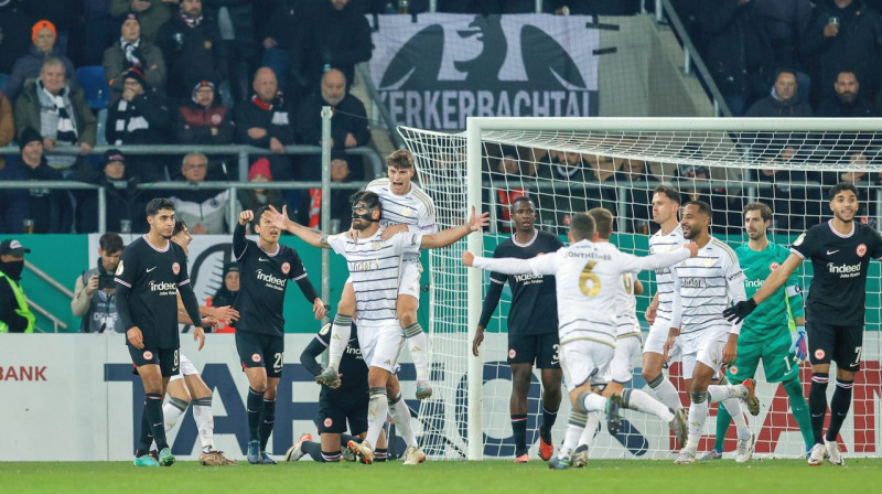 Mirklis pēc "Saarbrücken" vārtu guvuma pret Frankfurtes "Eintracht". Foto: Ronald Wittek/EPA/Scanpix