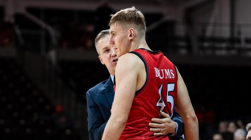 Roberts Blūms. Foto: Davidson College Men's Basketball