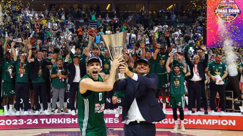 Atēnu "Panathinaikos" pēc triumfa 2024. gada Eirolīgā. Foto: ULEB Euroleague