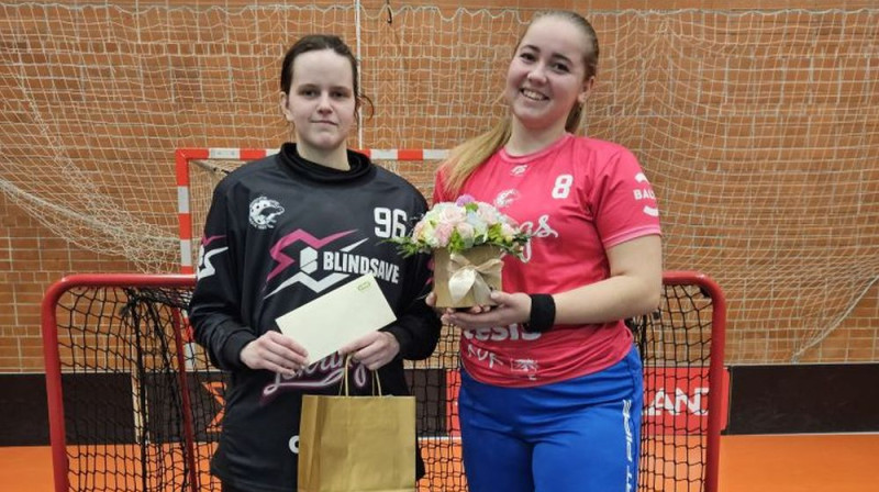 Sintija Bāliņa atvairīja visus pēcspēles metienus, sekmējot komandas triumfu pret čempionēm, foto: Lekrings/Dāmas