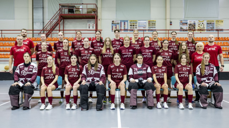 Latvijas sieviešu florbola izlase. Foto: Latvijas Florbola savienība