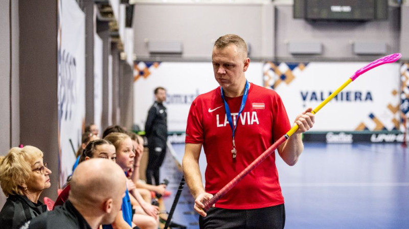 Latvijas izlases galvenais treneris Remārs Vikānis, foto: Floorball.lv