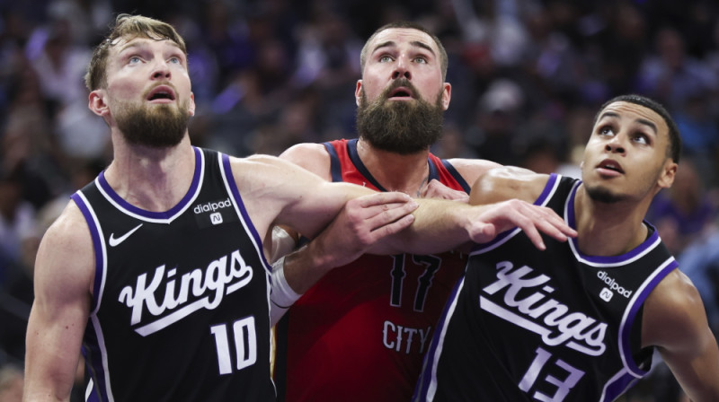 Domants Sabonis (#10) un Jons Valančūns (#17). Foto: AP/Scanpix