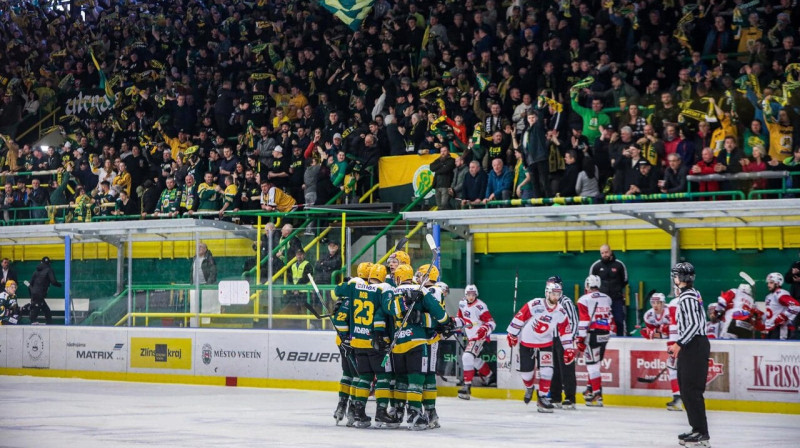 Mirklis pēc Vsetīnas komandas vārtu guvuma. Foto: Patrik Žák/VHK Vsetín