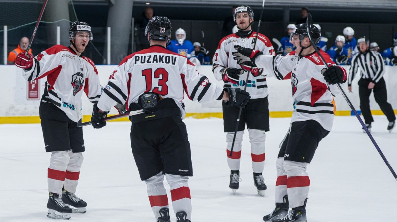 Tallinas "Panter" hokejisti. Foto: Guntis Lazdāns/LHF