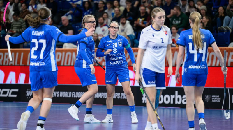 Vēra Kaupi (#28) iekrāja sešus punktus spēlē pret Slovākiju