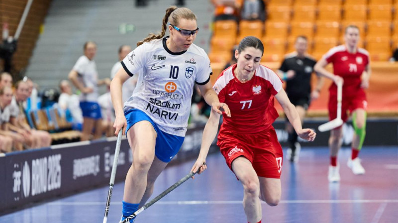 Suvi Hamalinena (#10) spēlē pret Poliju atzīmējās ar trim vārtu guvumiem, foto: Jiri Uchytil, IFF