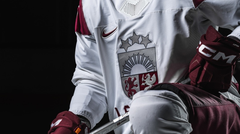 Latvijas hokeja izlases olimpisko spēļu krekls. Foto: Pāvels Tribuncovs/LHF