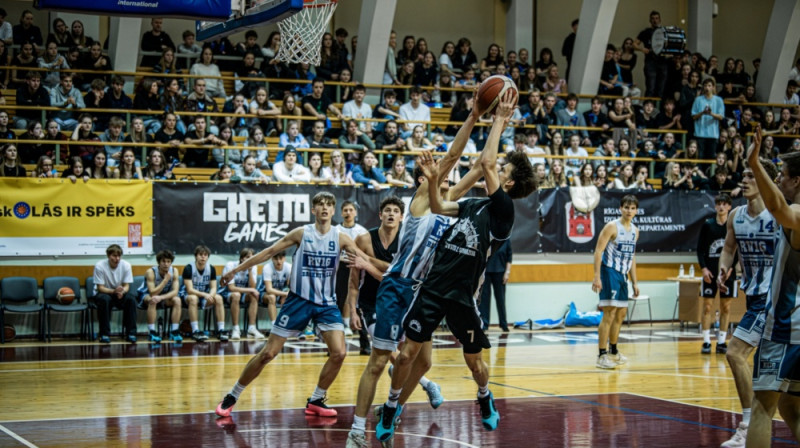 Foto: Rīgas Skolu Superlīga