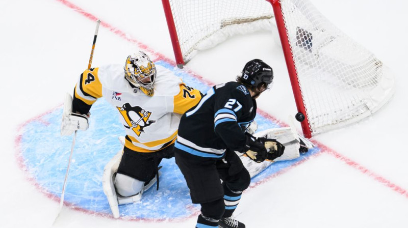 Stjuarts Skiners darbībā. Foto. AP. Scanpix