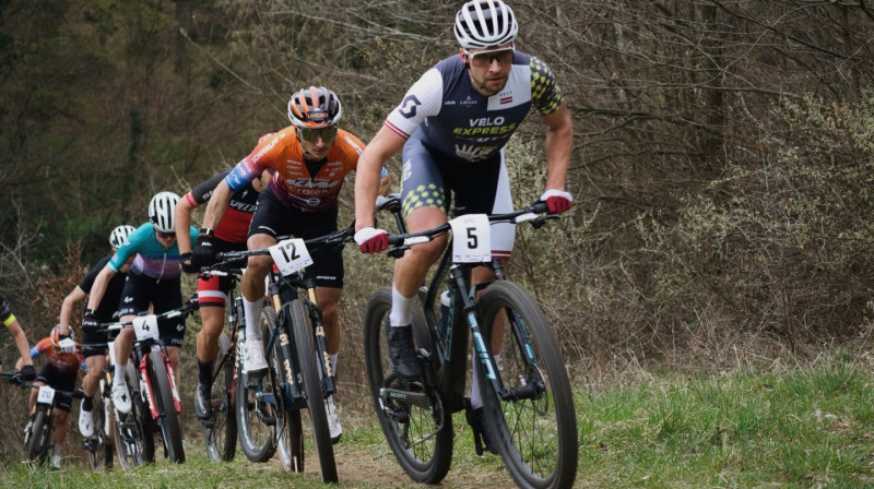 Mārtiņš Blūms

Foto: VeloExpress Scott