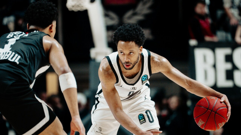 Burganbresas kluba saspēles vadītājs Dariuss Makgī. Foto: ULEB Eurocup