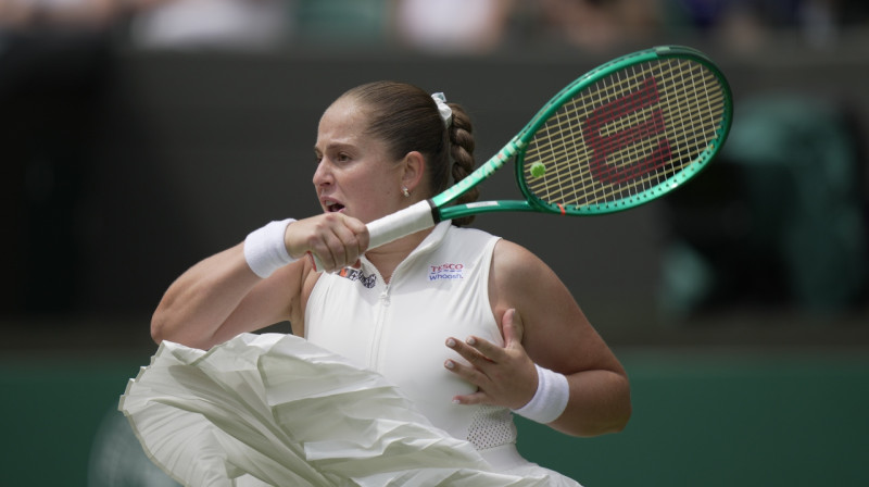 Aļona Ostapenko. Foto: AP/Scanpix