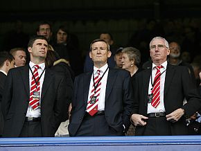 ''Sunderland'' vadība atlaiž septiņus spēlētājus
