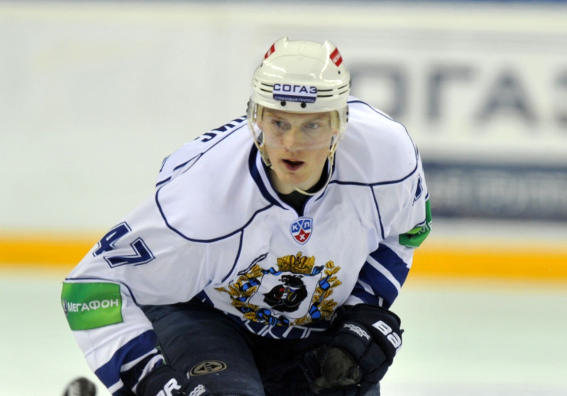 Latvieši KHL: Visiem zaudējumi, Cipulim - vārti pret KHL līderi
