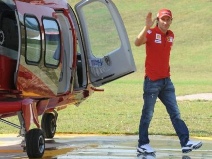 Testpilots Badoers, kurš "Ferrari" labā veicis 130 000 kilometrus, pamet komandu