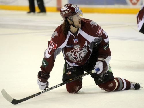 Kāpēc Latvijas hokejā samazinās krievu īpatsvars?