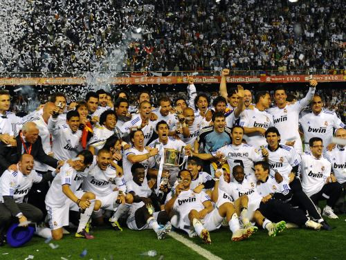 Madrides "Real" pirmais tituls Mourinju vadībā