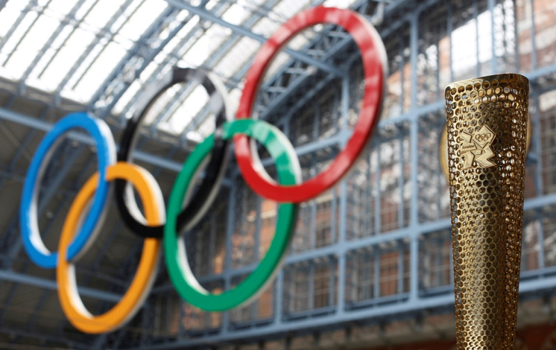 Prezentēta Londonas olimpisko spēļu lāpa