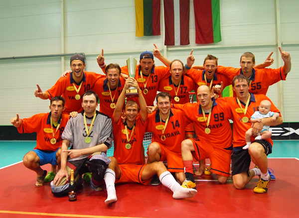 "Canadien Cup 2011" izcīna "Old Crabs"