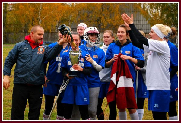 Pirmajā sieviešu lakrosa čempionātā triumfē "Rīga"