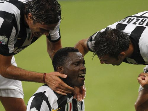 "Napoli" divi noraidījumi, "Juventus" četri vārti un Itālijas superkauss
