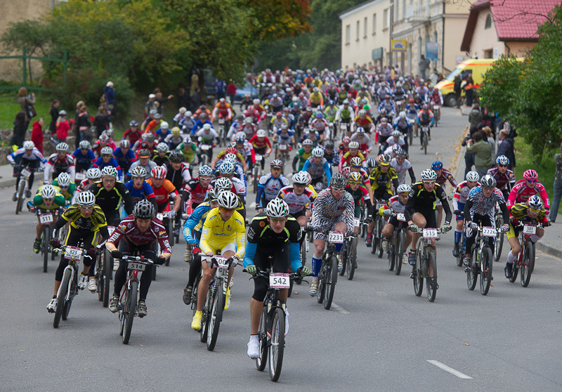 SEB MTB pēdējā sezonas posmā Smiltenē uzvar Ivars Prokofjevs