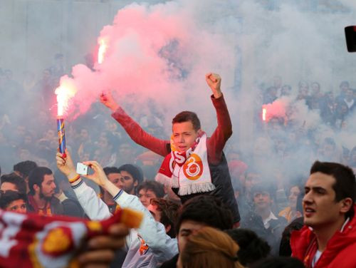 Sneiders: "Mourinju teica, lai pievienojos "Galatasaray""