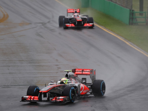"McLaren" apsver iespēju šosezon startēt ar pagājušā gada formulu