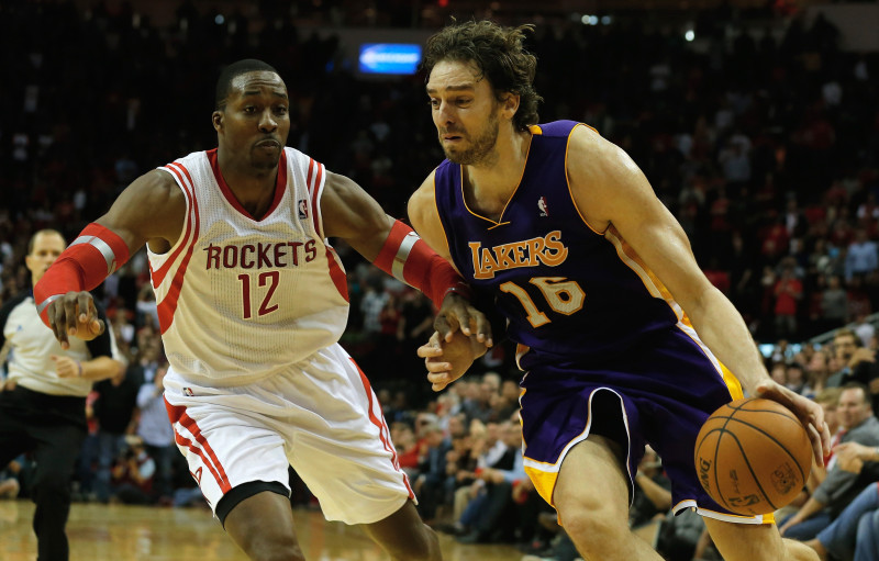 Hovards un "Rockets" mēģinās revanšēties traumu mocītajai "Lakers"