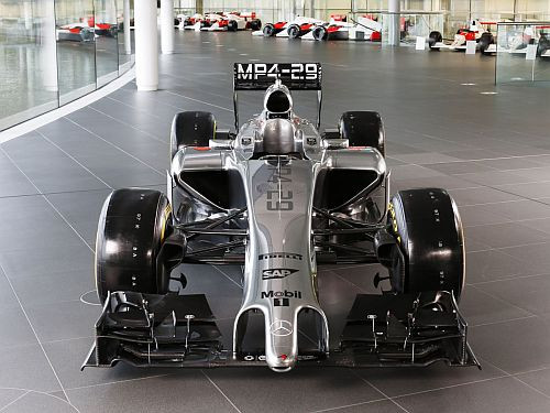 F1 komanda "McLaren" prezentē revolucionāro MP4-29 (+foto)