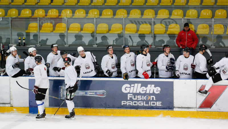 Latvijas hokeja izlase pirmdien uzsāks gatavošanos pasaules čempionātam