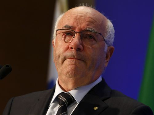 UEFA uz pusgadu diskvalificē Itālijas Futbola federācijas prezidentu