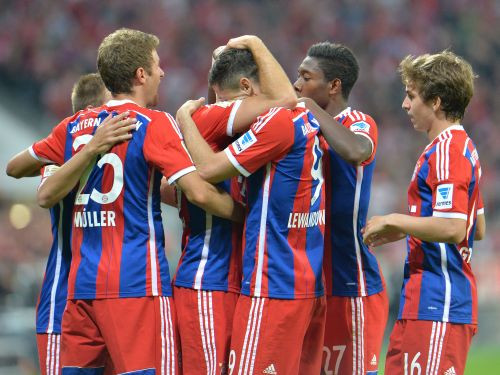 Minhenes "Bayern" atklāj Bundeslīgas sezonu ar uzvaru