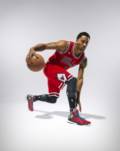 adidas piegādā jaunu enerģijas lādiņu basketbola laukumā