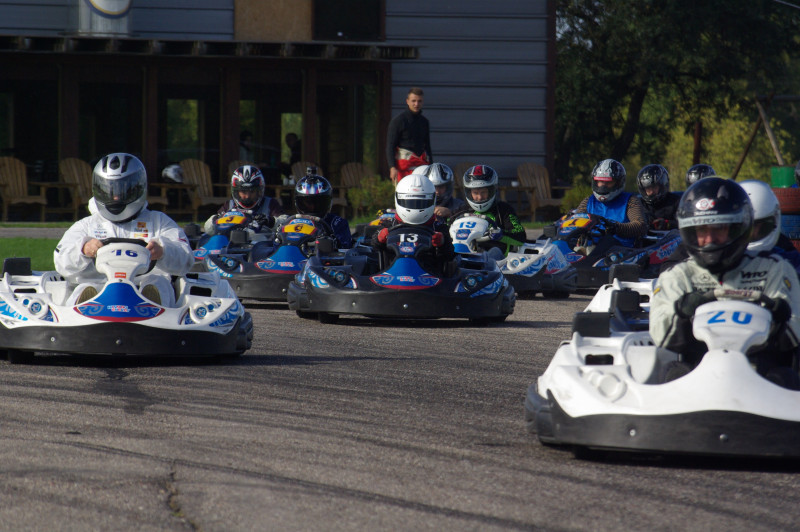 Jaunzemis un Laipnieks cīņu par "OpenKart" titulu turpinās Jelgavā