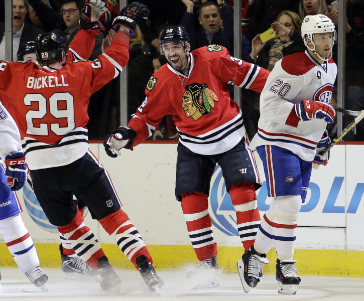 "Blackhawks" atkal nokārto uzvaru pēdējā trešdaļā