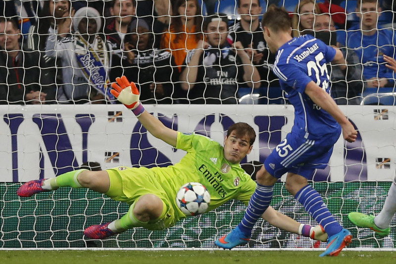 "Schalke" liek nodrebēt "Real", tomēr Madride nosargā uzvaru summā
