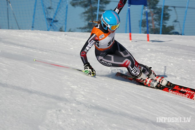 L.Gasūnai otrā uzvara šosezon FIS sacensībās slalomā, K.Zvejnieks 2.vietā (video)