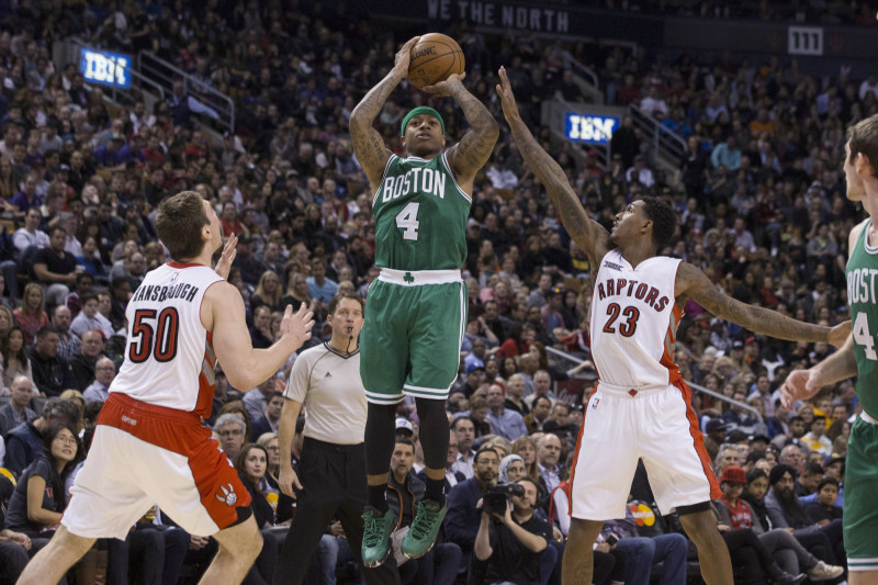 "Celtics" izrauj uzvaru pār "Raptors" un pakāpjas uz astoto vietu