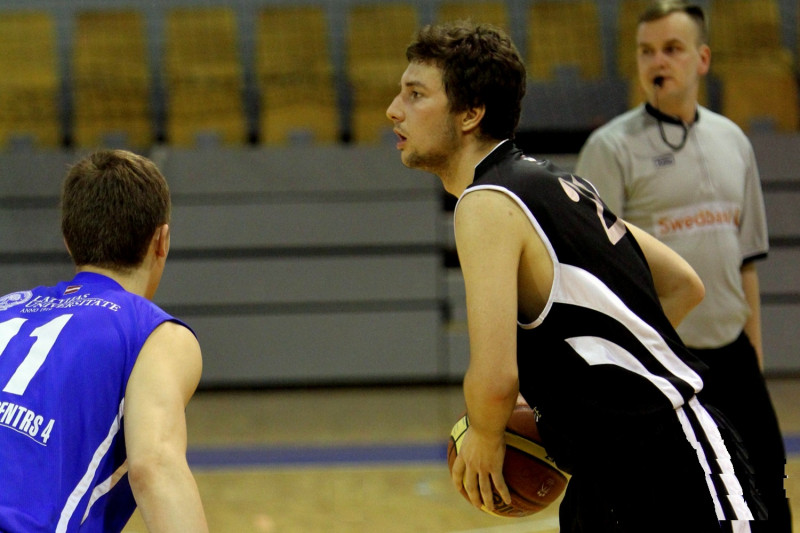Šodien Rīgā startēs Latvijas Universiādes sacensības basketbolā
