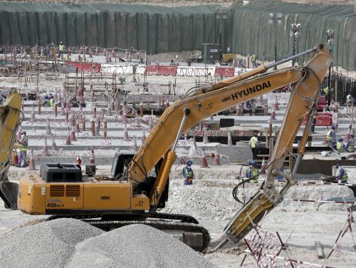 Kataras valdība: "PK stadionu celtniecībā nav gājis bojā neviens strādnieks. Neviens!"