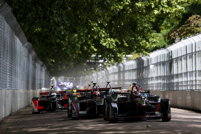 Brensons: "Piecu gadu laikā Formula E apsteigs F1 čempionātu"