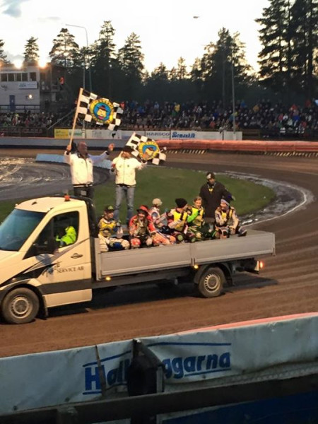 "Masarna Avesta" un Maksims Bogdanovs iekļūst Elitserien čempionātā