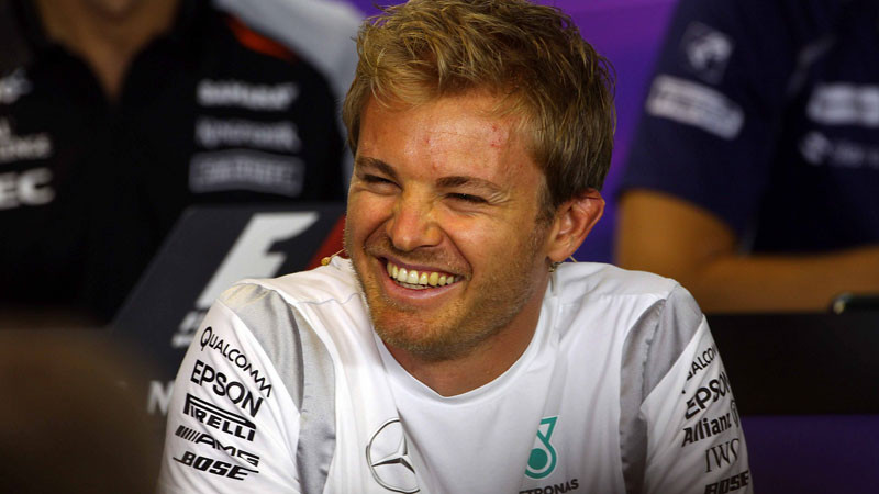 Rosbergam jauns divu gadu līgums ar "Mercedes"