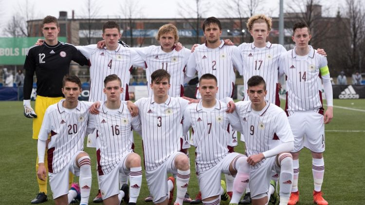Latvijas U19 izlase neveiksmīgi ielaiž vārtus un minimāli zaudē Ukrainai